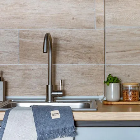 Ptolemeon 20, Apts & Center Apartment