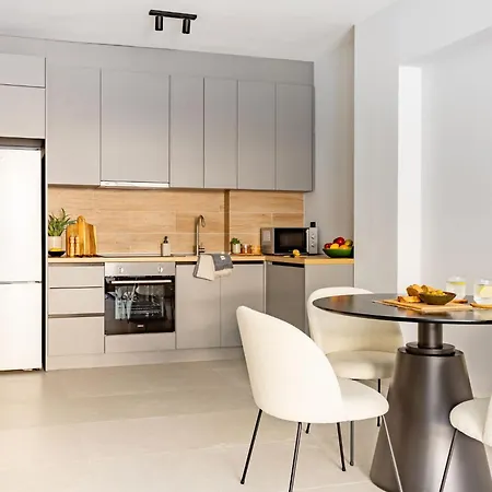 Ptolemeon 20, Apts & Center Apartment *