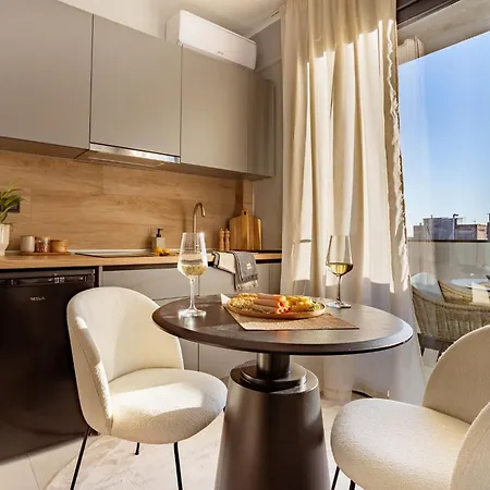Ptolemeon 20, Apts&studios Center * Tesalónica