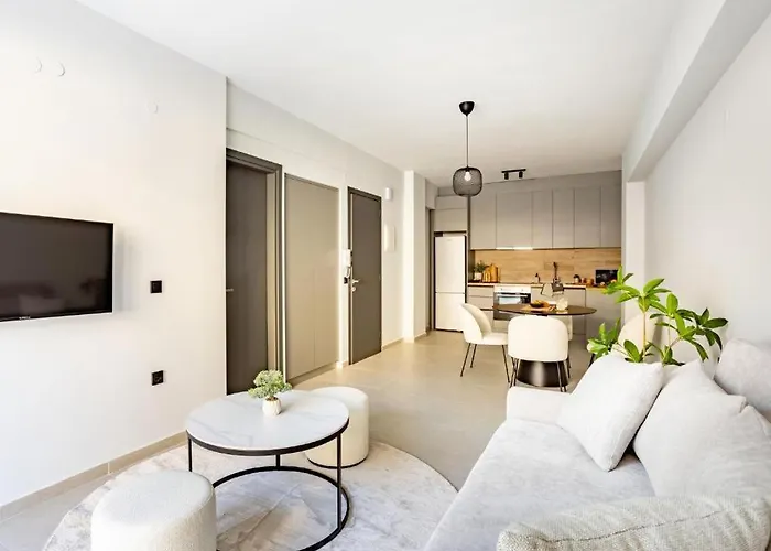 Ptolemeon 20, Apts & Center Soluň